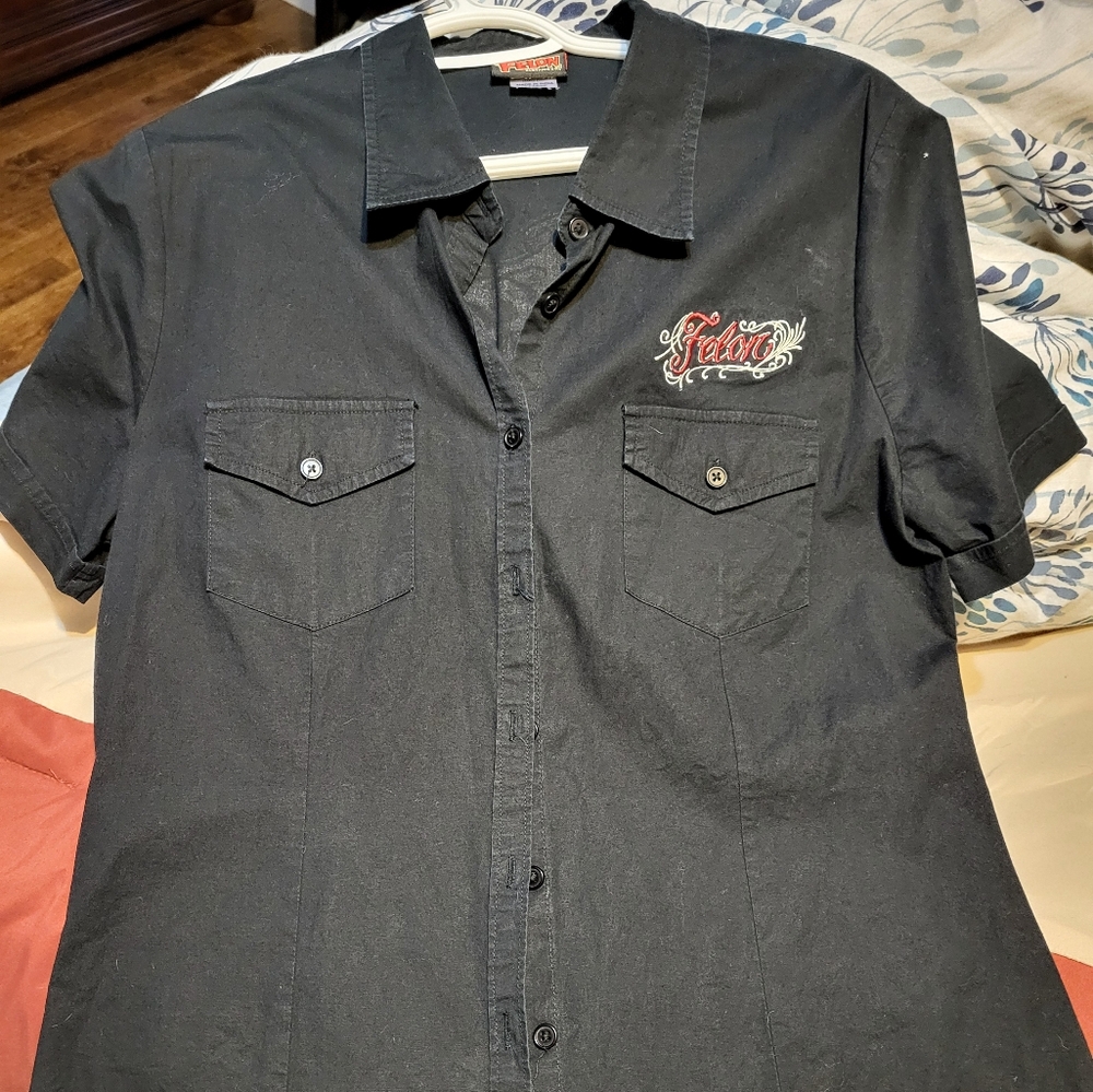Felon fitted button up